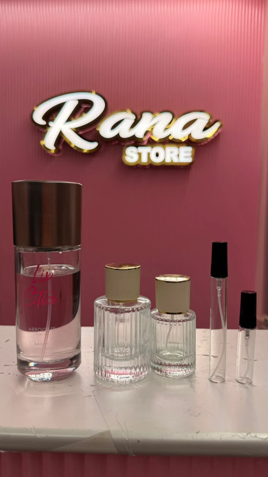 LIP STICK