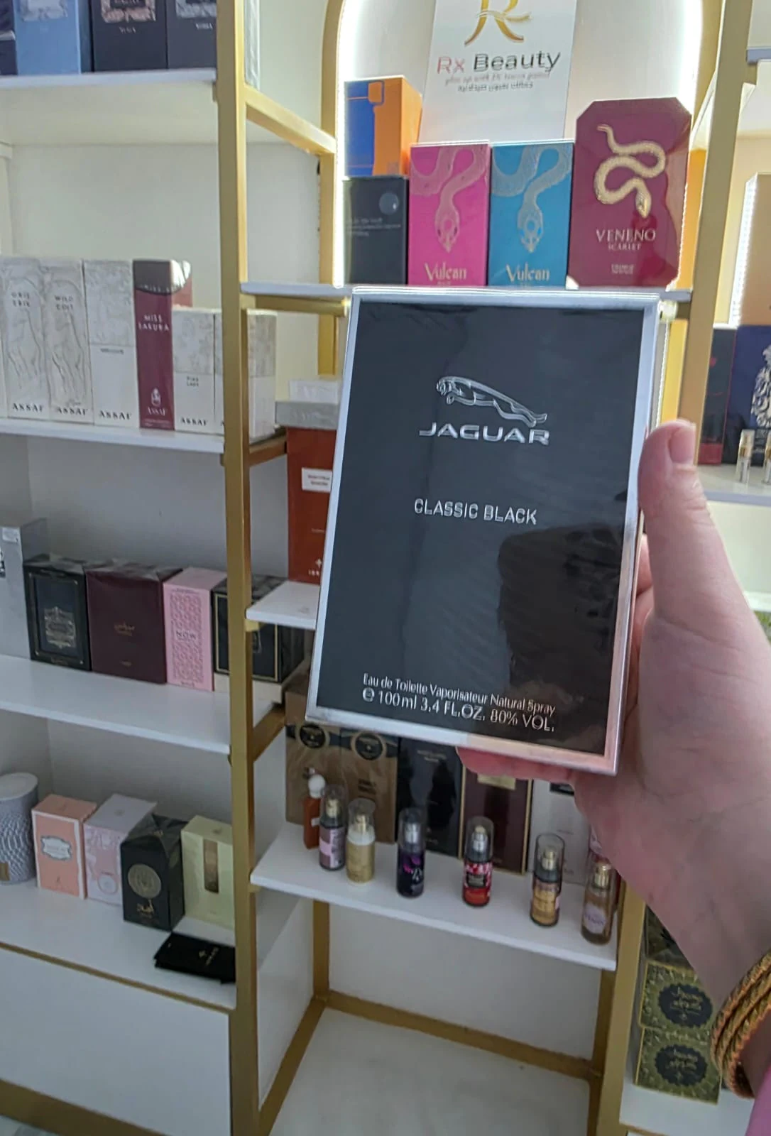 JAGUAR CLASSIC BLACK